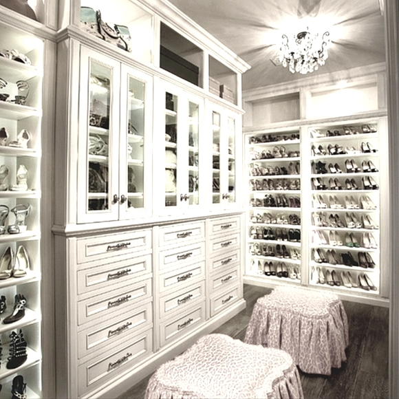 Fashion Knocks @ Your🚪When Shopping In My Closet♡ - Picture 7 of 15